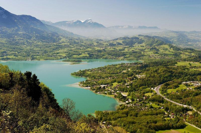 Ibis Budget Chambery Sud Challes Les Eaux Exterior photo
